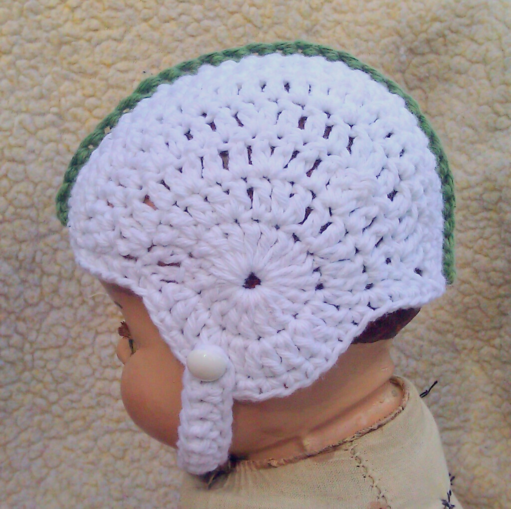 Breezybot FREE PATTERN Baby Crochet Football Helmet 