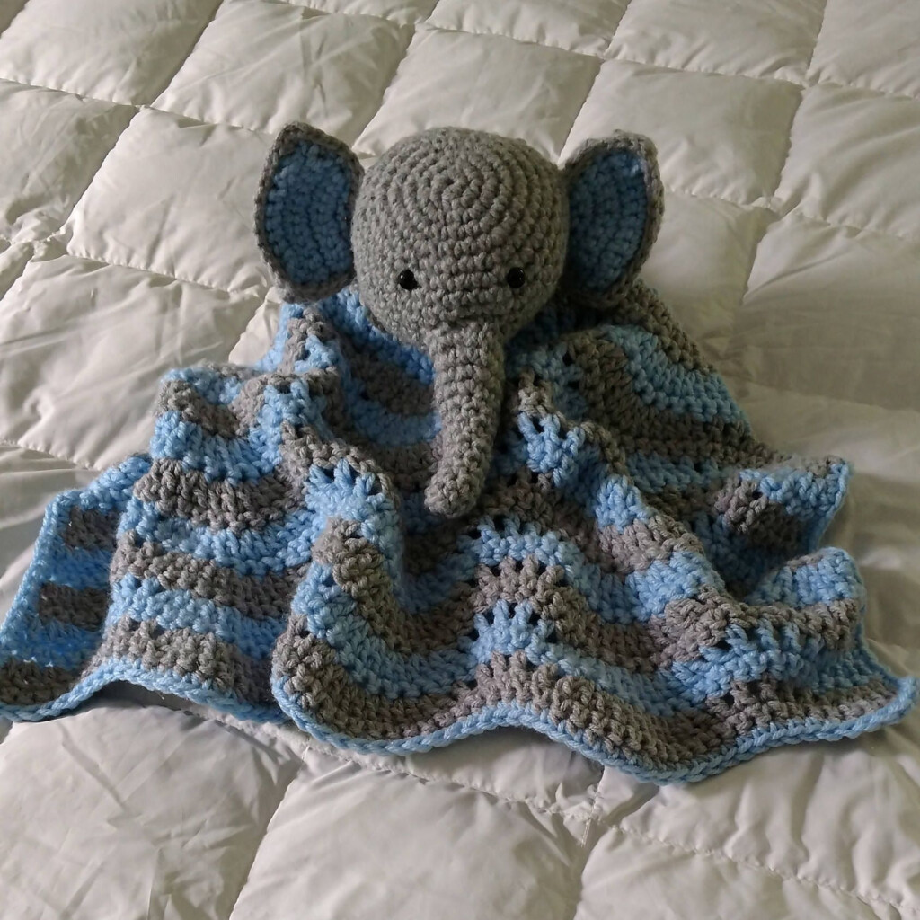 Free Crochet Pattern For Elephant Blanket Average Baby toddler Blanket 