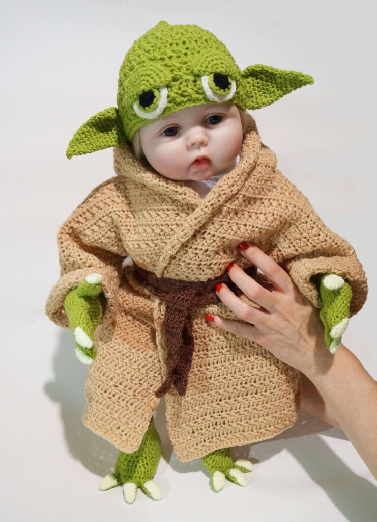 Free Yoda Crochet Pattern