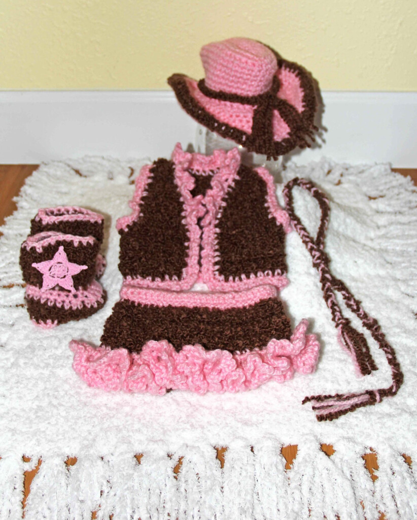 NEW CROCHET PATTERN FOR NEWBORN COWBOY OUTFIT Crochet
