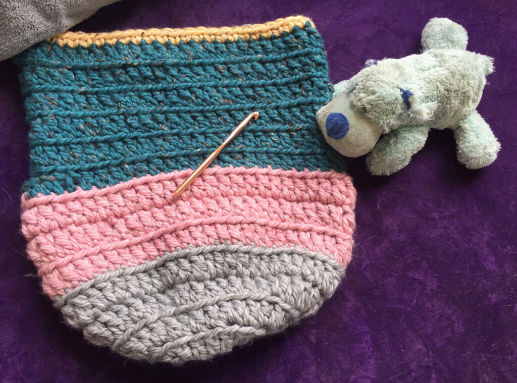 Quick And Easy Baby Cocoon Free Crochet Pattern