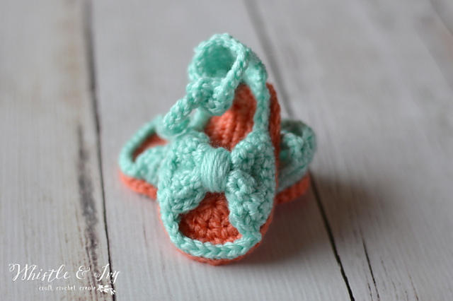 Ravelry Bitty Bow Baby Sandals Pattern By Bethany Dearden