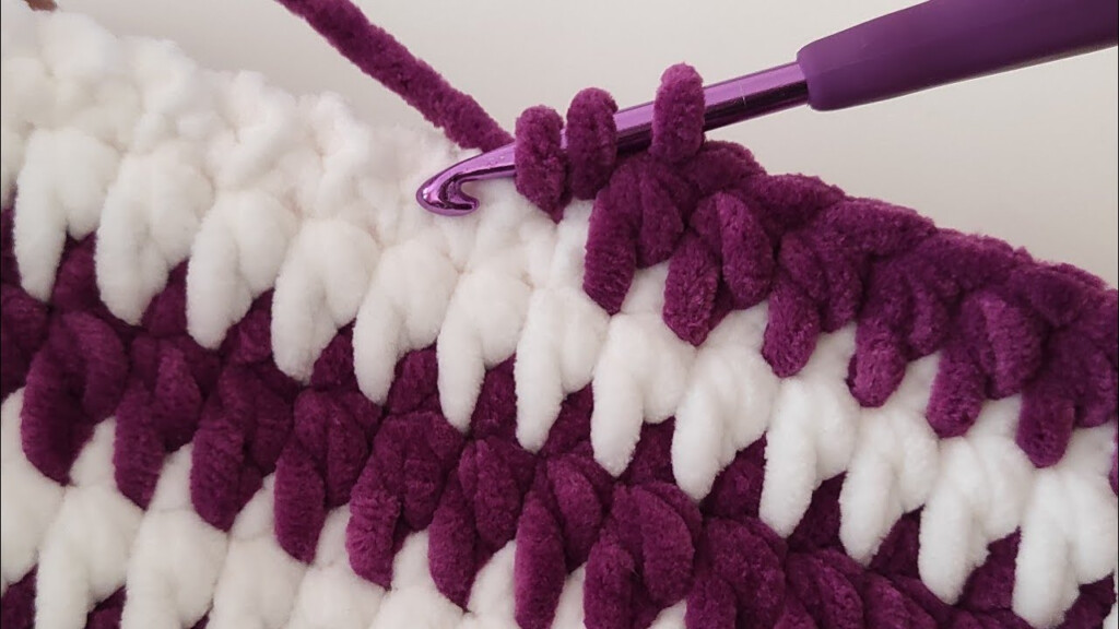 Super Easy Crochet Velvet Baby Blanket Pattern For Beginners Crochet 